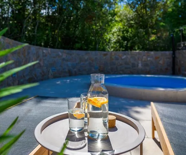 Stone House Leani Sveti Jakov