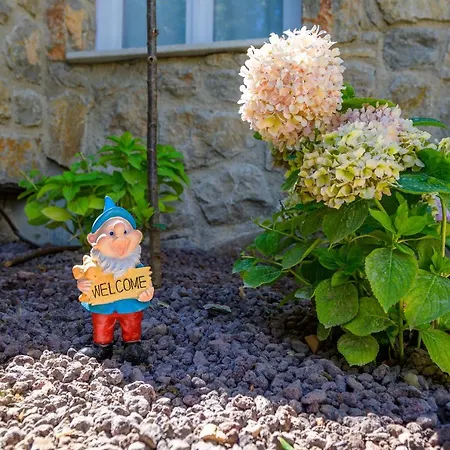 Stone House Leani Villa *