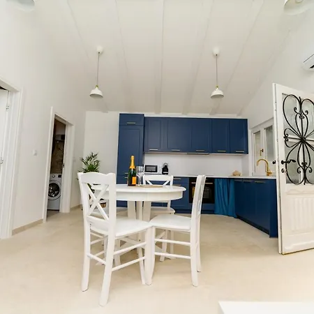 Villa Stone House Leani