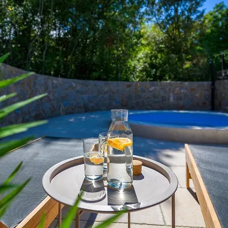 Stone House Leani Sveti Jakov